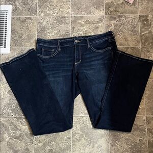 Like new - Arizona Jean Co. Junior’s Women's Bootcut Dark Blue Jeans Size 13